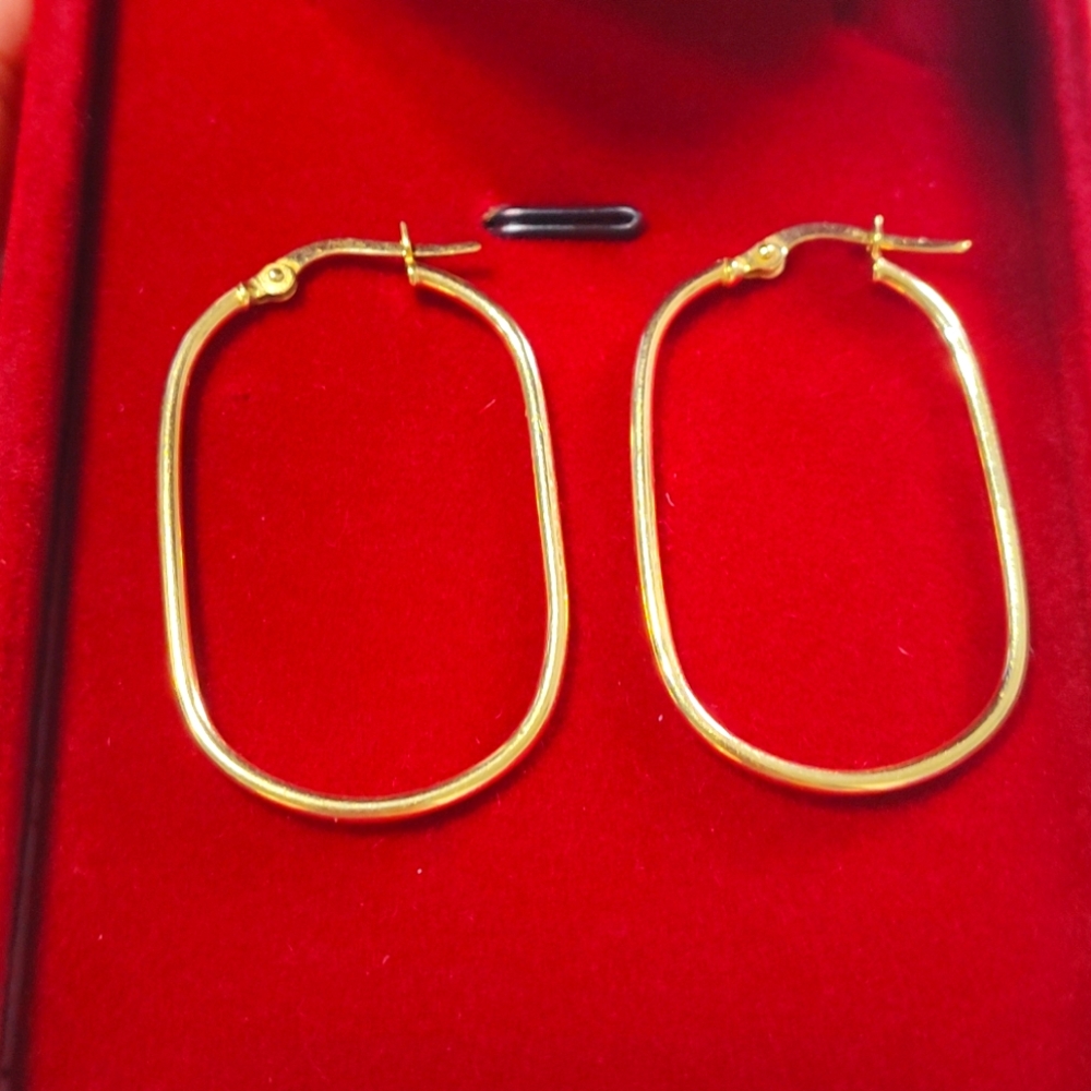 Oblong Hoop Earring 18k Real Gold